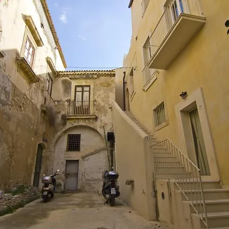 La Residenza Del Reginale Bed & Breakfast *